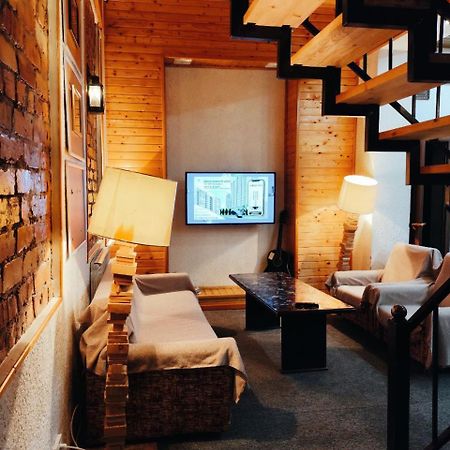 Urban Monkey Tent Hostel & Bar Karakoł Zewnętrze zdjęcie