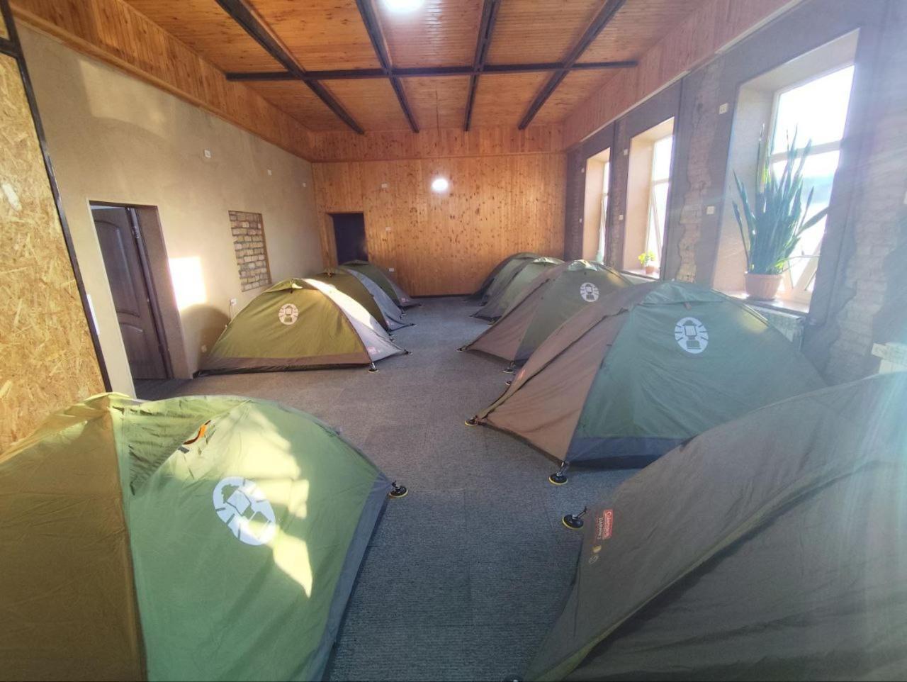 Urban Monkey Tent Hostel & Bar Karakoł Zewnętrze zdjęcie